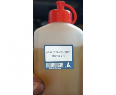 Hydrauliköl.jpg (27.28 KiB) 6604 mal betrachtet Hydrauliköl.jpg