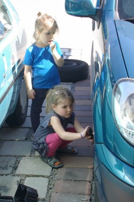 autoschrauber_03.JPG (202.37 KiB) 2463 mal betrachtet autoschrauber_03.JPG