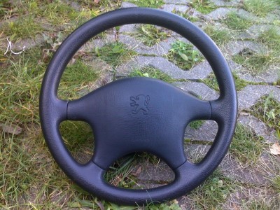 24092011885 klein.jpg