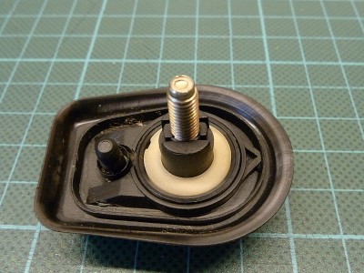 2012-09-26 004 Peugeot 306 - Dachantenne - Außenteil abgenommen_a.jpg (226.95 KiB) 1367 mal betrachtet 2012-09-26 004 Peugeot 306 - Dachantenne - Außenteil abgenommen_a.jpg