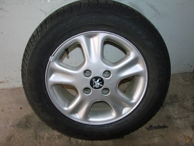 Räder 406 003.JPG (83.76 KiB) 1037 mal betrachtet Räder 406 003.JPG