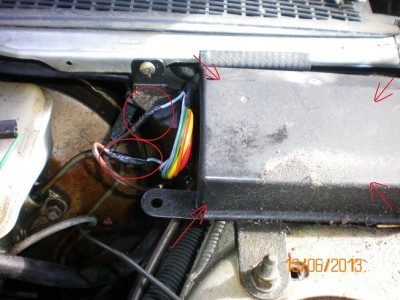 Motorraum.jpg (144.88 KiB) 793 mal betrachtet Motorraum.jpg