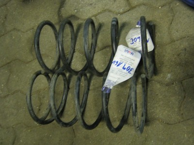 Federn_30916V.JPG (132.4 KiB) 2071 mal betrachtet Federn_30916V.JPG