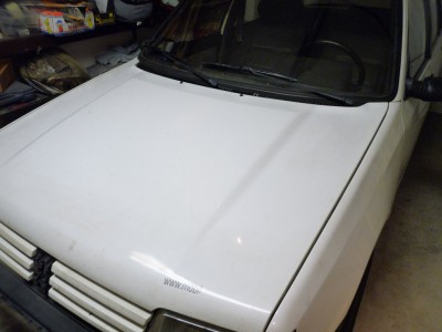 205 Motorhaube.jpg (111.01 KiB) 3401 mal betrachtet 205 Motorhaube.jpg