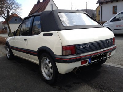 Peugeot205CTI_2.jpg