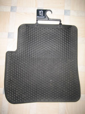 306 fußmatten 001.jpg
