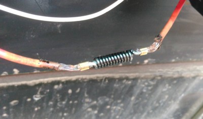 2_Zuleitung_verschmort_ohne_Gehäuse.jpg (69.34 KiB) 1591 mal betrachtet 2_Zuleitung_verschmort_ohne_Gehäuse.jpg